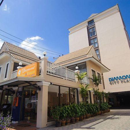 Diamond City Place Hotel Pattaya Extérieur photo