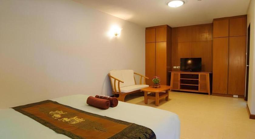 Diamond City Place Hotel Pattaya Extérieur photo