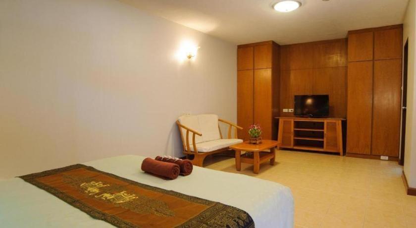 Diamond City Place Hotel Pattaya Extérieur photo