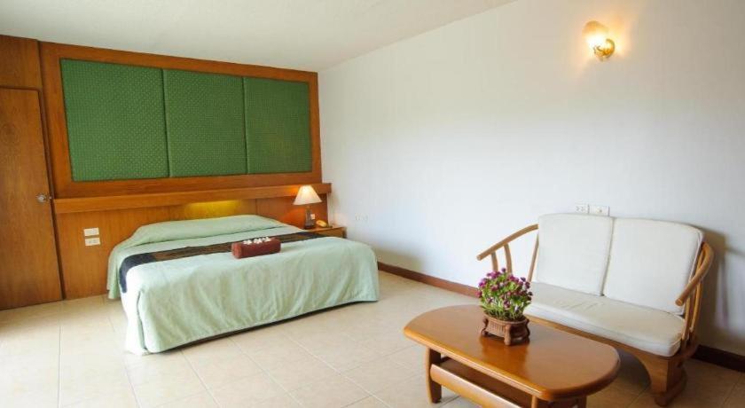 Diamond City Place Hotel Pattaya Extérieur photo