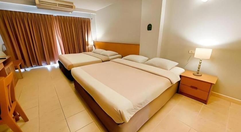 Diamond City Place Hotel Pattaya Extérieur photo