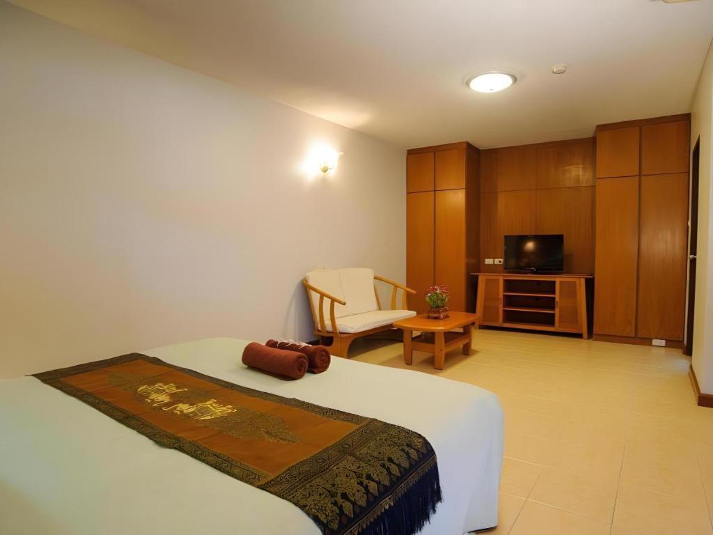 Diamond City Place Hotel Pattaya Extérieur photo