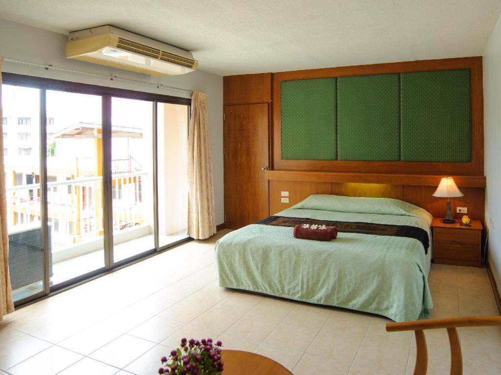 Diamond City Place Hotel Pattaya Extérieur photo
