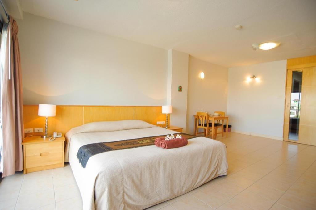 Diamond City Place Hotel Pattaya Extérieur photo