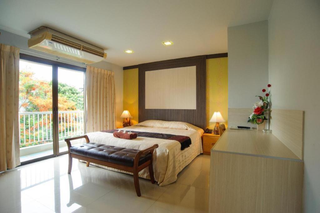 Diamond City Place Hotel Pattaya Extérieur photo